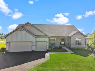 309 N Stone Ridge Dr, Lake Geneva, WI 53147
