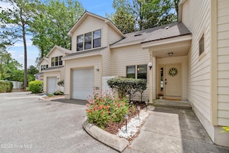 935 Birch Creek Dr Unit 27, Wilmington, NC 28403