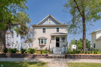 223 6th St NE, Valley City, ND 58072