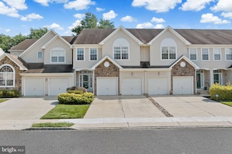 36 Cypress Point Rd, Mount Holly, NJ 08060