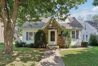 1578 Chelsea St, Saint Paul, MN 55108
