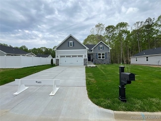 249 Pleasant Banks Ln, Kilmarnock, VA 22482