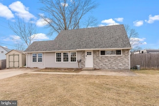 119 Plumtree Rd, Levittown, PA 19056