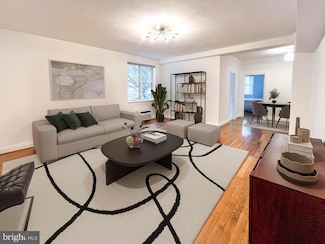 3100 Connecticut Ave NW Unit 230, Washington, DC 20008