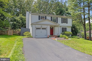 5925 Vernons Oak Ct, Burke, VA 22015