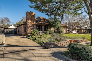 2706 London Ct, Euless, TX 76039