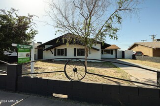 2953 N 52nd Pkwy, Phoenix, AZ 85031