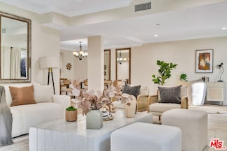 118 S Clark Dr Unit 101, West Hollywood, CA 90048