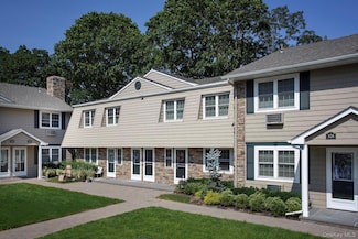524 Terrace Rd Unit T14524, Bayport, NY 11705
