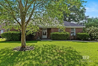 23 Hoffren Dr, Fairhope, AL 36532
