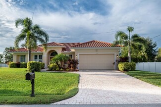 7172 N Leewynn Dr, Sarasota, FL 34240