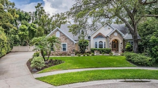 2880 Chelsea Place N, Clearwater, FL 33759