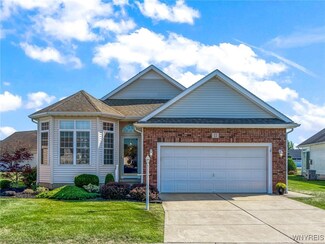 13 Starling Ct, North Tonawanda, NY 14120
