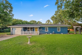 315 Hillcrest St, Mansfield, TX 76063