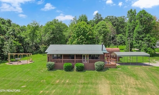 509 Thomas Loop Rd, Sevierville, TN 37876