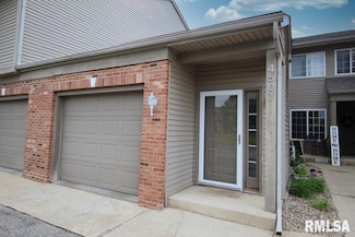 4507 N Thornhill Dr Unit 203C, Peoria, IL 61615