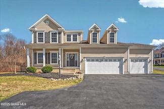 46 Walden Cir, Saratoga Springs, NY 12866
