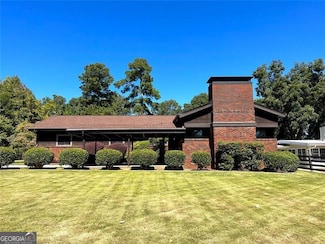 331 N Coleman Rd, Roswell, GA 30075