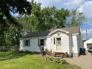 18 W Warner Ave, Ypsilanti, MI 48197