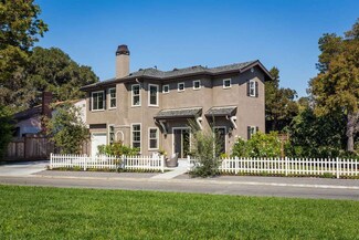 15 Iris Ln, Menlo Park, CA 94025