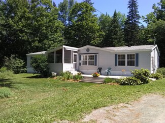 33 Sandy Ln, Dover Foxcroft, ME 04426