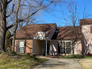 11013 Sevilla Ct, Charlotte, NC 28226