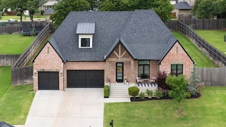 5017 Yale Bridge Ct, Edmond, OK 73034
