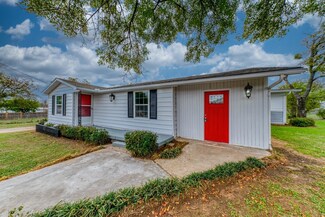 513 SW 20th St, Mineral Wells, TX 76067