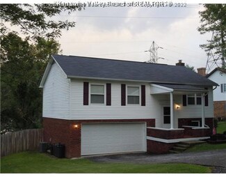 107 Jamestown Rd, Nitro, WV 25143