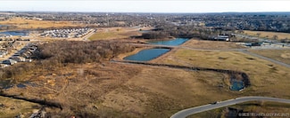 05 S 272nd Ave, Coweta, OK 74429