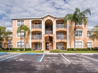 5570 NW 61st St Unit 932, Coconut Creek, FL 33073
