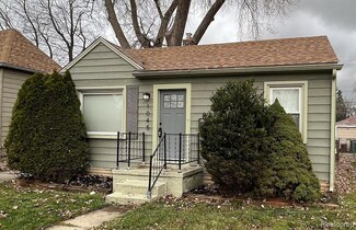 1045 E Breckenridge St, Ferndale, MI 48220