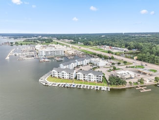 168 Lake Point Blvd Unit A101, Montgomery, TX 77356