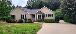 9 Timber Creek Ct, Taylors, SC 29687