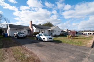 30 Adeline Ave, Bristol, CT 06010