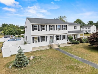 29 Elmwood Ave, Salem, NH 03079