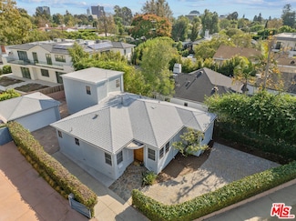 210 S Bundy Dr, Los Angeles, CA 90049