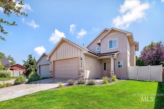 2578 N Tuscan Ave, Meridian, ID 83646