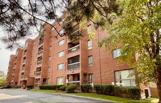 701 Forum Square Unit 101, Glenview, IL 60025