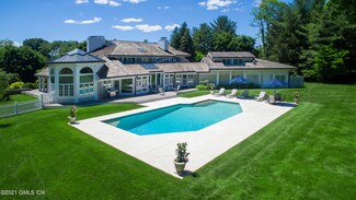557 Round Hill Rd, Greenwich, CT 06831