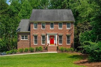 1885 N Creek Cir, Alpharetta, GA 30009