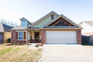 2649 N Valencia Ave, Fayetteville, AR 72703