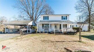 233 Fern Rd, Elm Grove, LA 71051