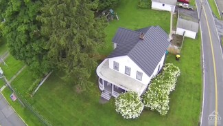 5 Garage Place Rd, Ghent, NY 12075