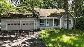 1219 Gringo Clinton Rd, Aliquippa, PA 15001