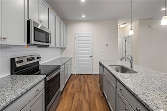 5301 Twisting Vine Ln Unit 104, Glen Allen, VA 23059