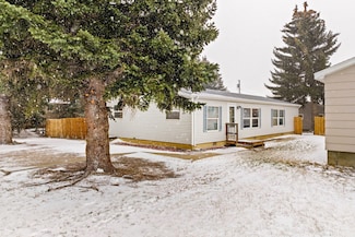 206 2nd Ave SW, Fairfield, MT 59436