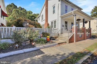 32 Mifflin St, Pine Grove, PA 17963