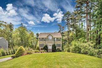 3 White Tail Dr, Tyngsboro, MA 01879
