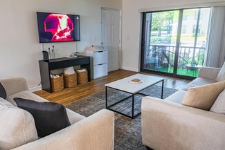 9810 Pineapple Tree Dr Unit 1040, Boynton Beach, FL 33436